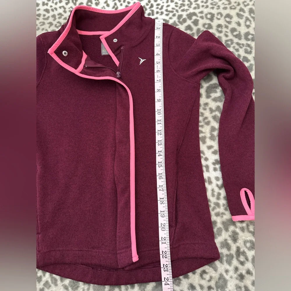 Old Navy Active Studio Wrap Jacket in Winter Wine Size XL 14 Regular Girls
